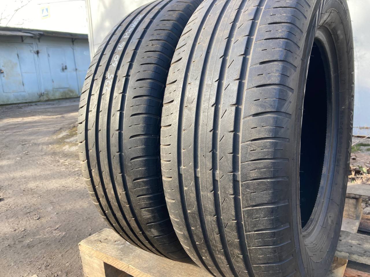 Maxxis 225/60R16