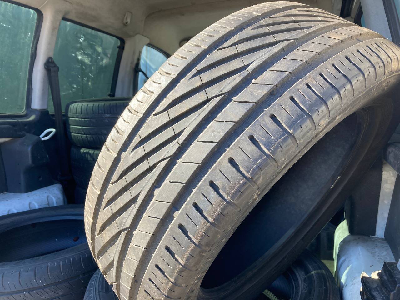Uniroyal 235/55R18