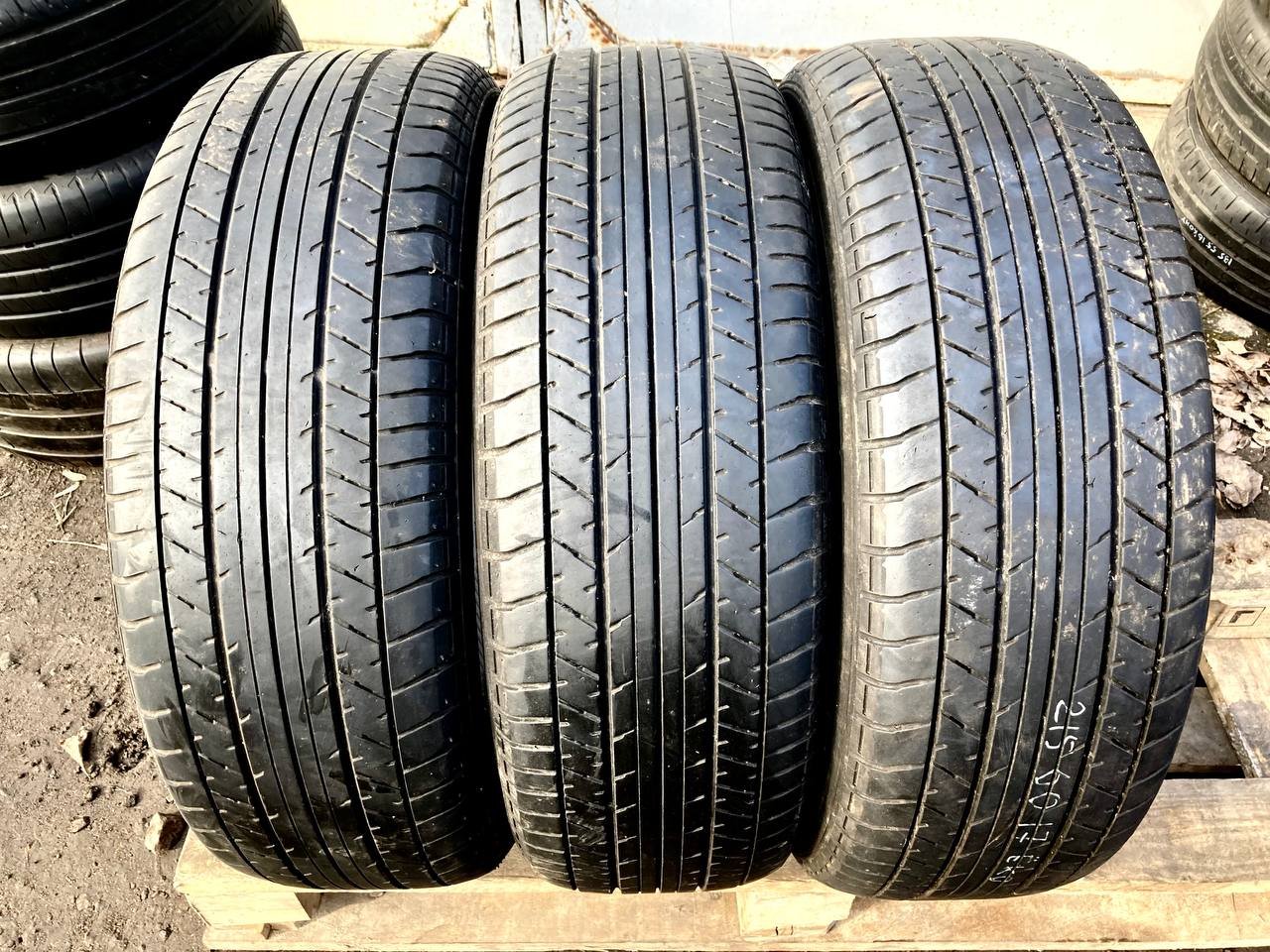 Yokohama 215/60R17 фото 2