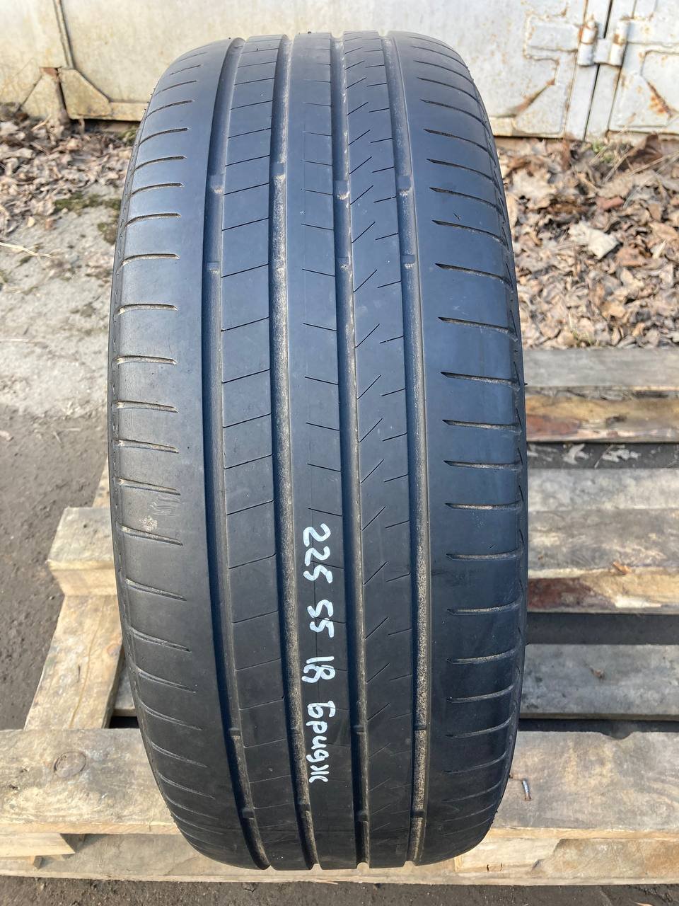 Bridgestone 225/55R18 фото 2