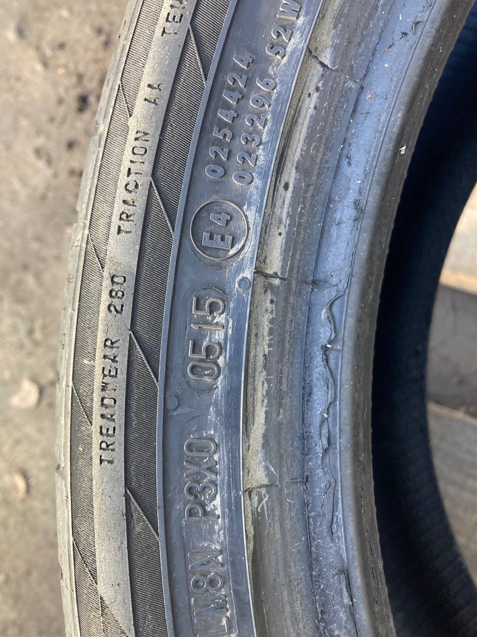 Continental 245/40R18 фото 6