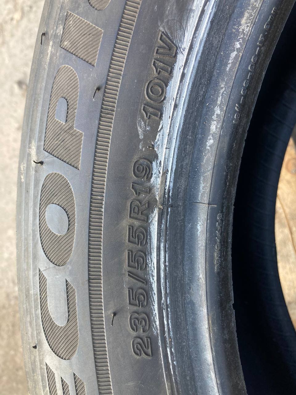 Bridgestone 235/55R19 фото 4
