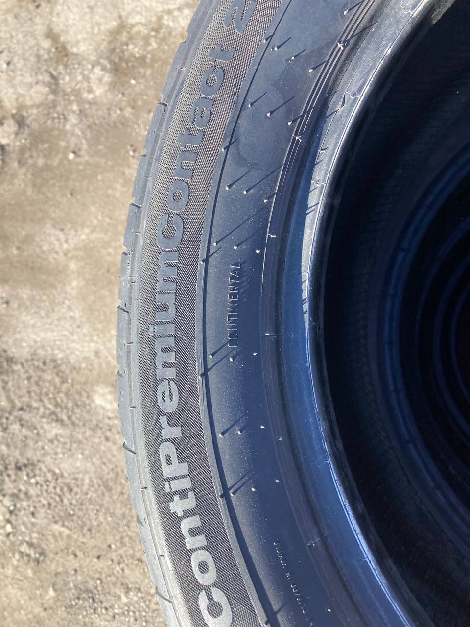 Continental 215/55R17 фото 4
