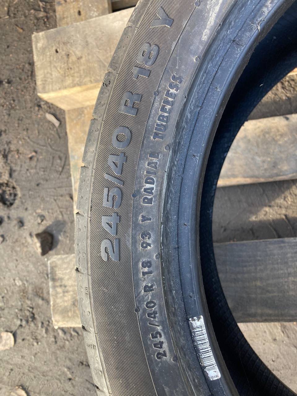 Continental 245/40R18 фото 5