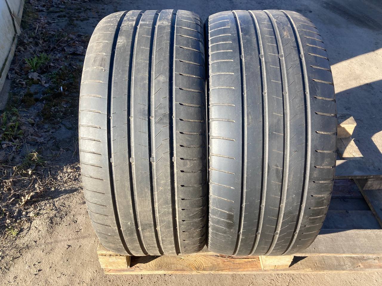 Bridgestone 285/40R21 фото 2