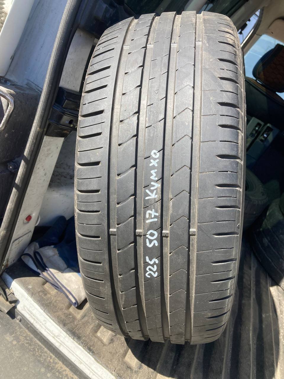 Kumho 225/50R17 фото 2