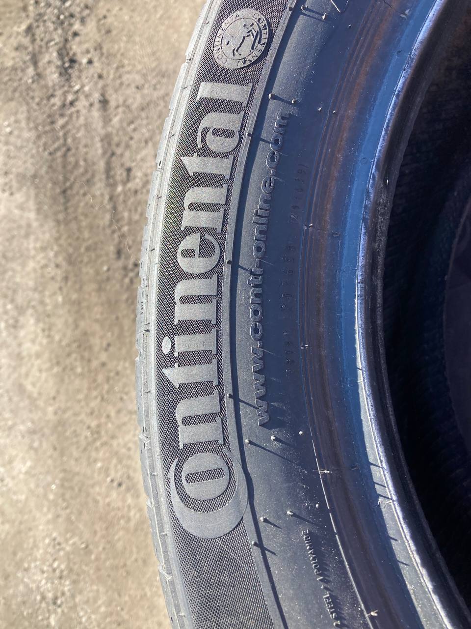 Continental 215/55R17 фото 6